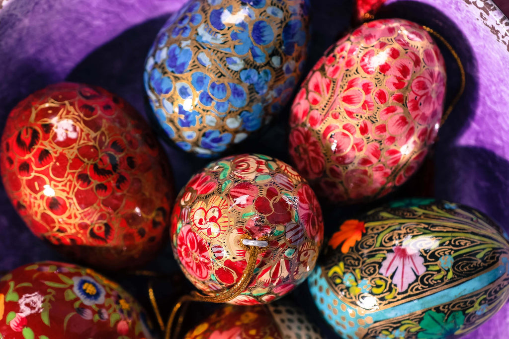 Colour your Easter with Kashmiri Eggs
