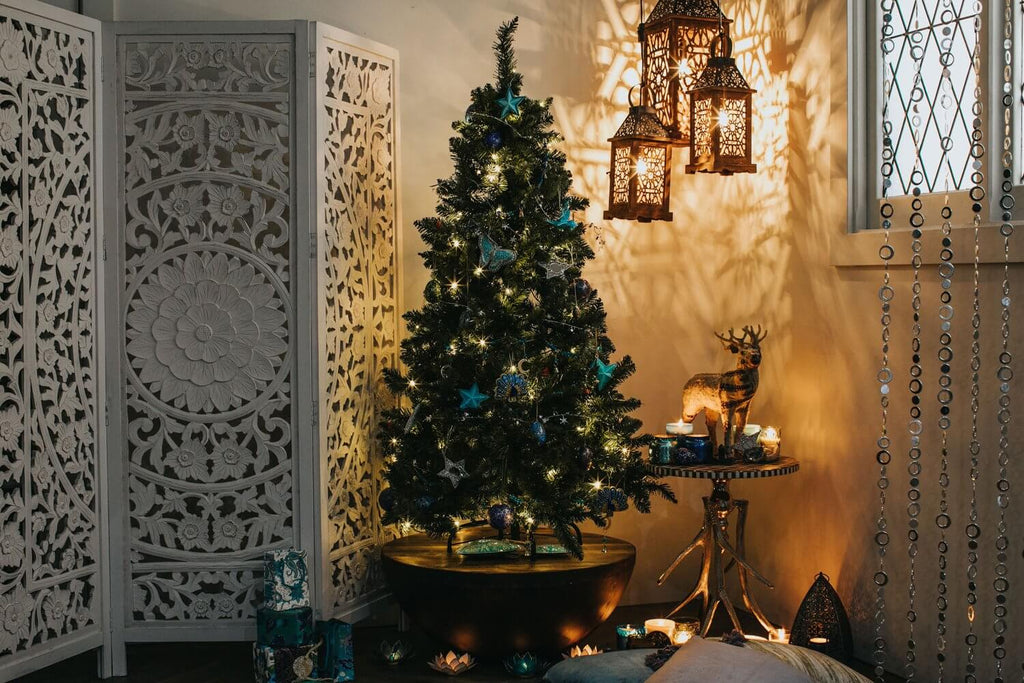 3 ISHKA-style Christmas tree ideas